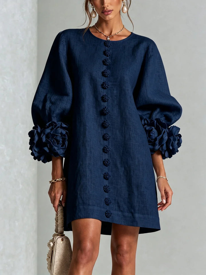 Elvira Vestido Mini con Botones Florales y Mangas de Flores