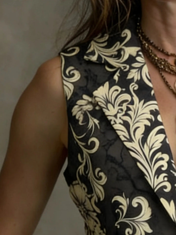 Mónica Chaleco Estampado Con Solapas